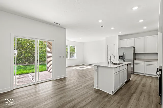 $1,850 | 7567 Marin Parkway, Indianapolis, IN 46229