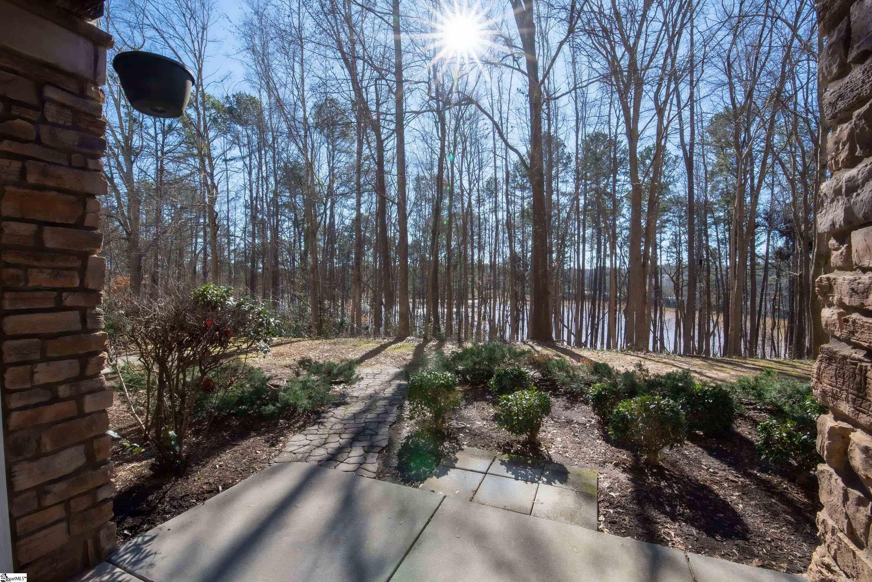 202 Lookover Drive Anderson, SC 29621 - Photo 2 of 36 Gallery Image 2