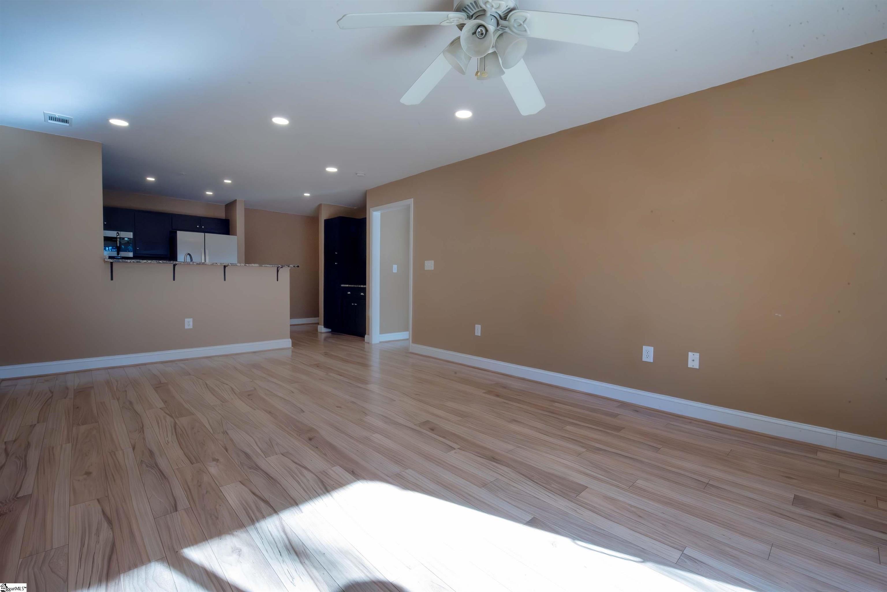 202 Lookover Drive Anderson, SC 29621 - Photo 10 of 36 Gallery Image 10