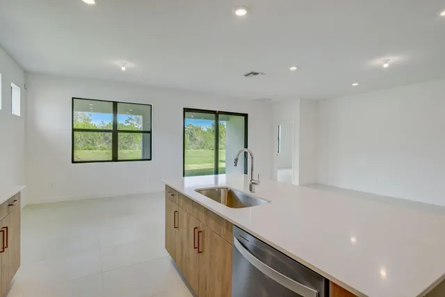 $3,800 | 5946 Southeast Sky Blue Circle, Stuart, FL 34997