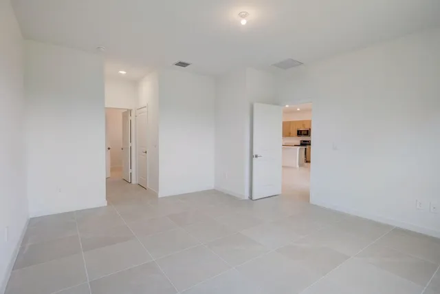 $3,800 | 5946 Southeast Sky Blue Circle, Stuart, FL 34997