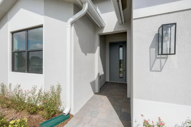 $3,800 | 5946 Southeast Sky Blue Circle, Stuart, FL 34997