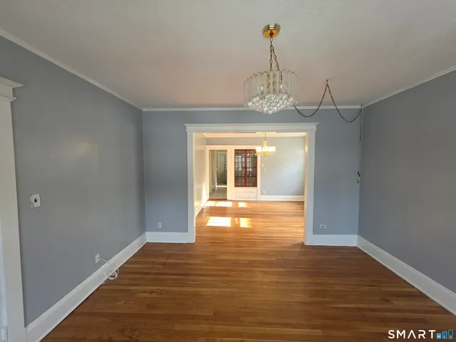 $2,000 | 218 Grandview Terrace, Hartford, CT 06114