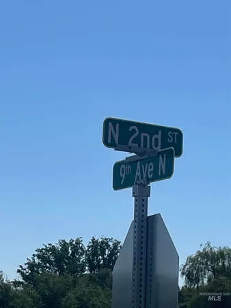 $324,900 | 315 North 9th Avenue North, Payette, ID 83661