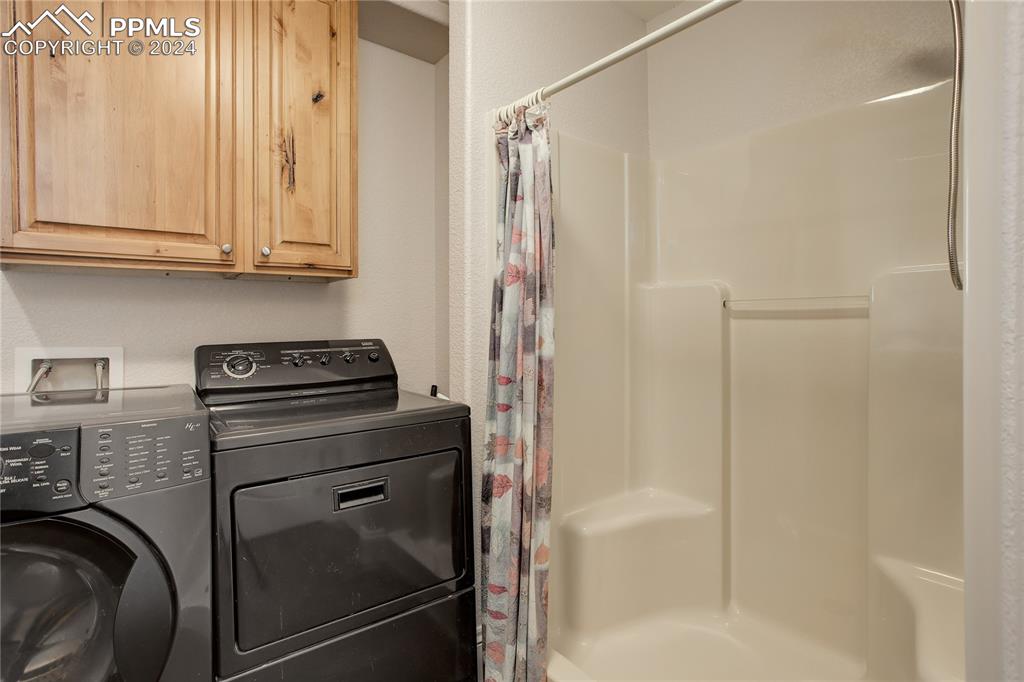 8585 Snowslide Trail Rye, CO 81069 - Photo 21 of 41 Laundry space with dog wash