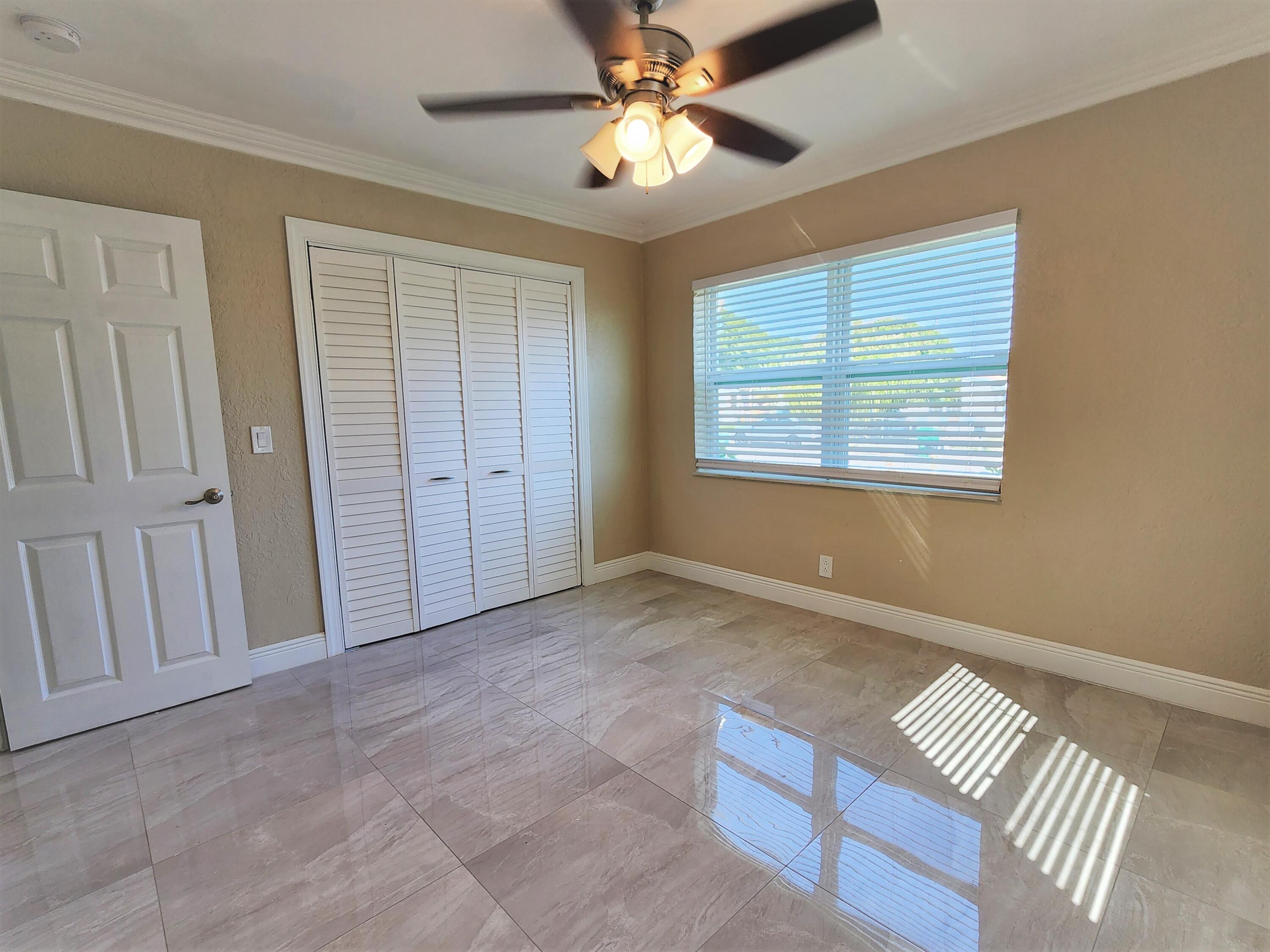 1033 West 25th Street Riviera Beach, FL 33404 - Photo 9 of 18 20230306_102022