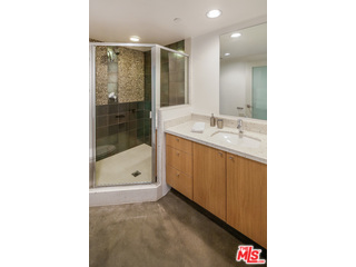 1410 Innes Place Venice, CA 90291 - Photo 7 of 23
