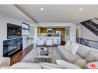 1410 Innes Place Venice, CA 90291 - Photo 9 of 23