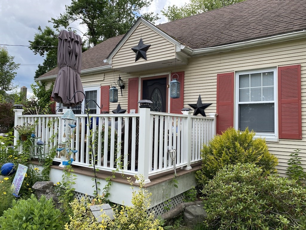 25 Birchwood Road Southwick, MA 01077 - Photo 2 of 39 Gallery Image 2