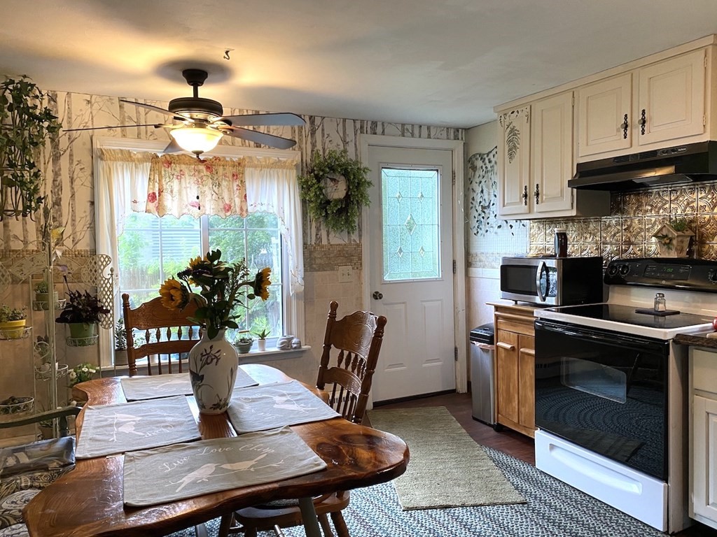 25 Birchwood Road Southwick, MA 01077 - Photo 6 of 39 Gallery Image 6