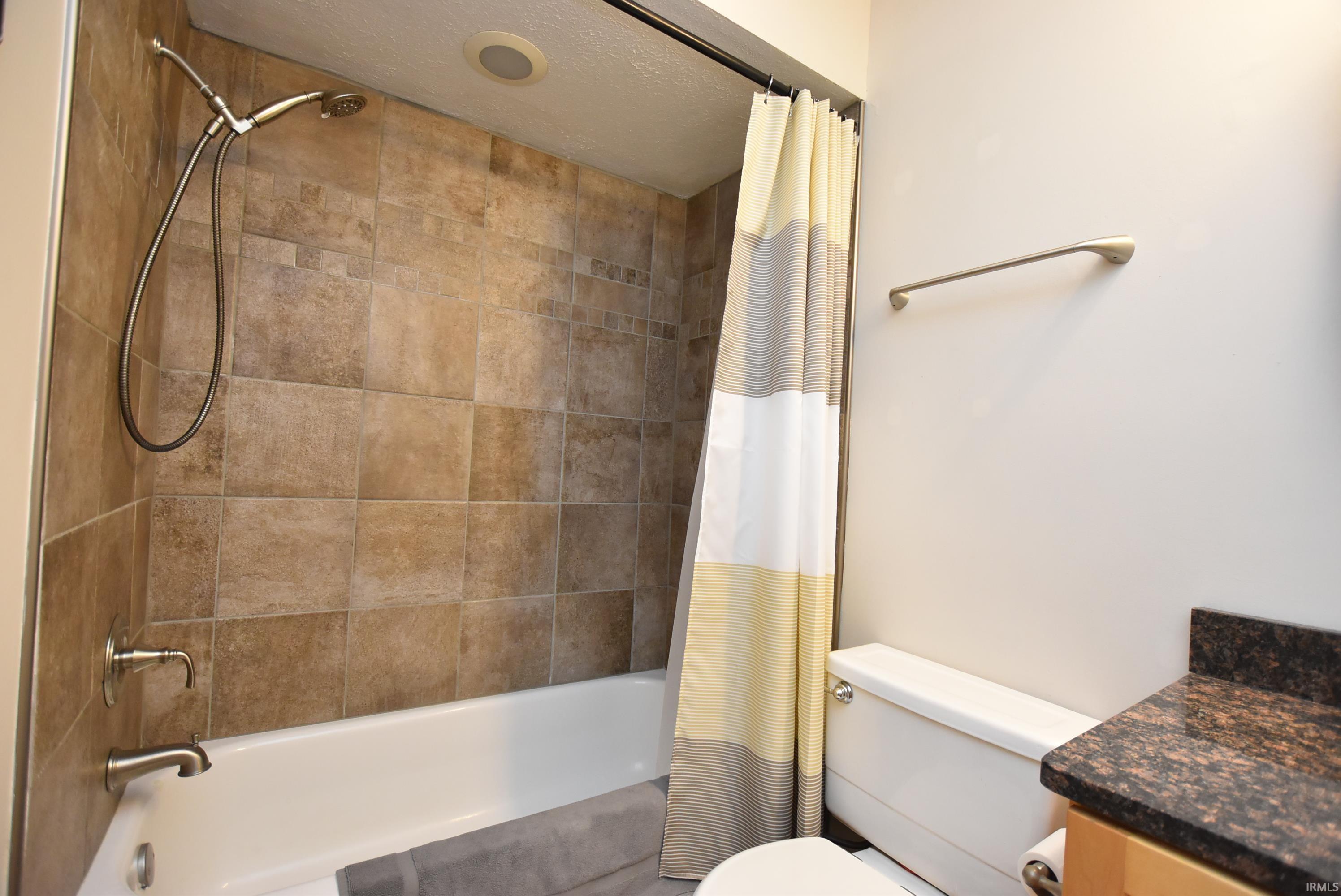 9136 Greenridge Lane Bloomington, IN 47401 - Photo 16 of 24