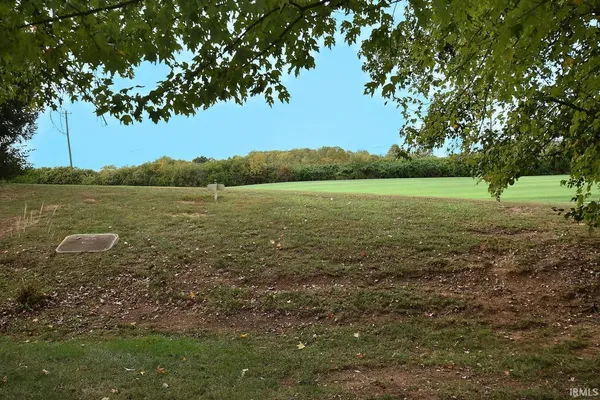 $279,900 | 9136 Greenridge Lane, Bloomington, IN 47401