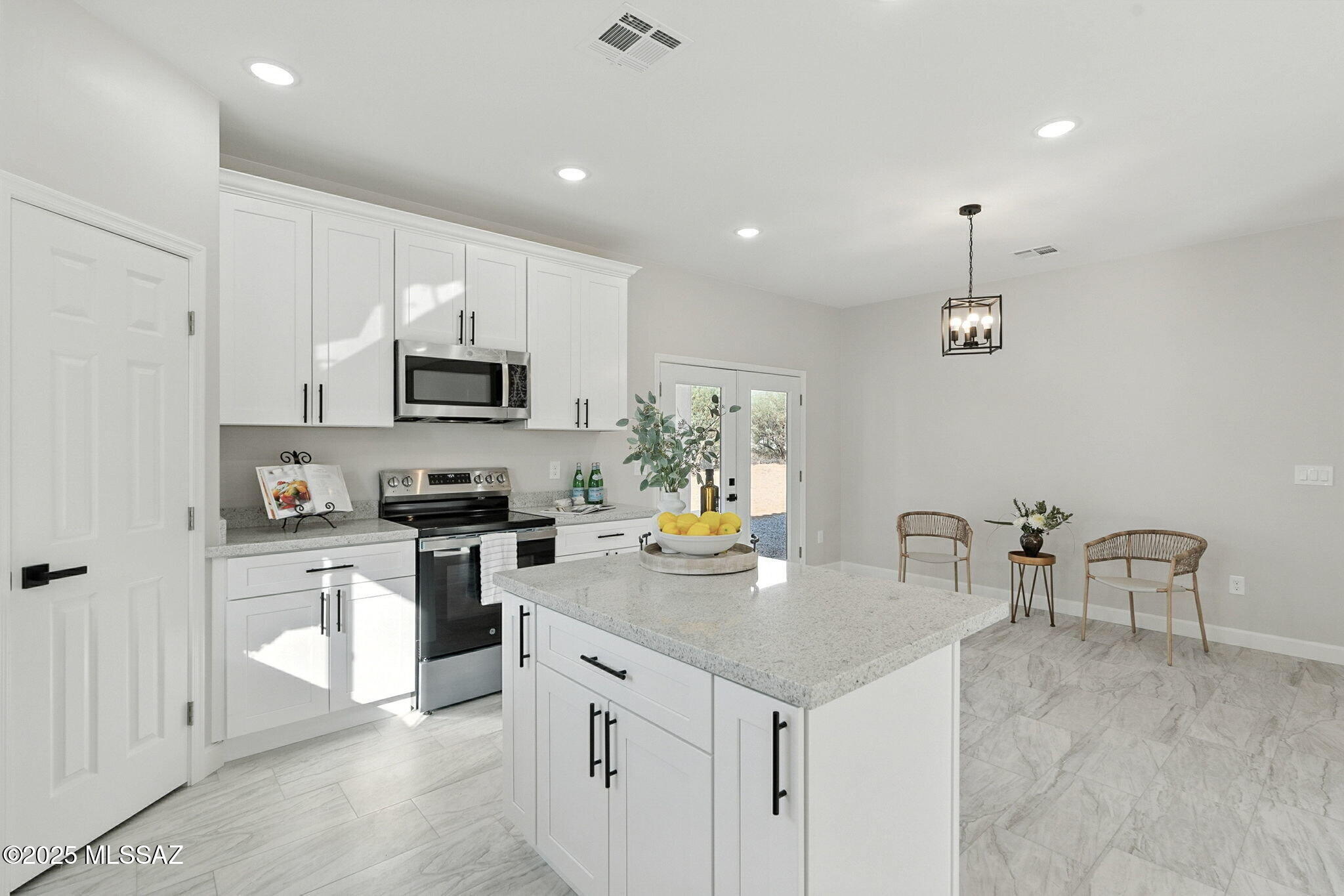 1711 CaminoPacifico Rio Rico, AZ 85648 - Photo 8 of 34