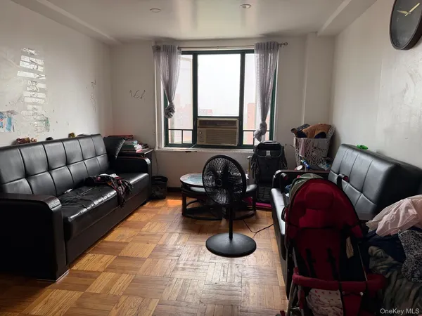 $450,000 | 1605 Metropolitan Avenue, Unit 12C | Parkchester