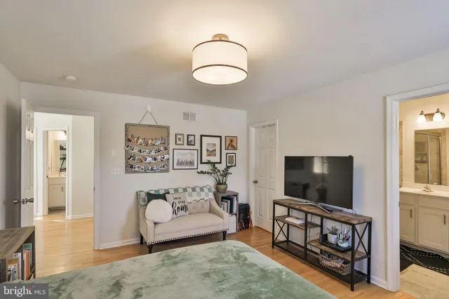 $460,500 | 3868 Mink Road, Emmaus, PA 18049