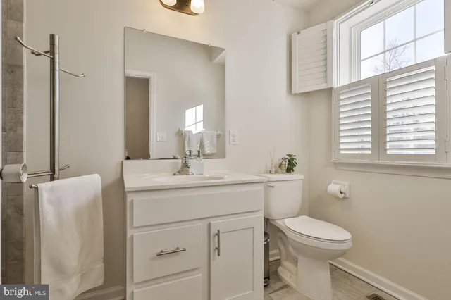 $460,500 | 3868 Mink Road, Emmaus, PA 18049