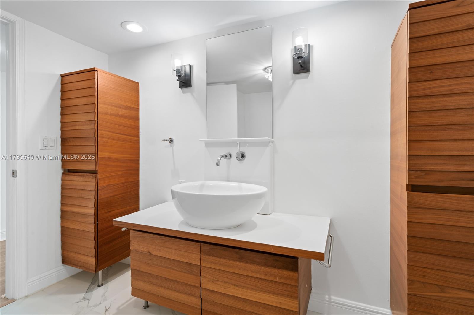 1925 Brickell Avenue, Unit D1602 Miami, FL 33129 - Photo 8 of 56