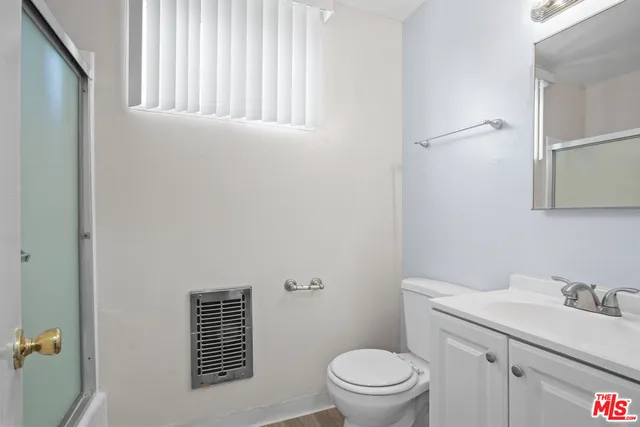 $1,595 | 115 North Oak Street, Unit 29, Inglewood, CA 90301