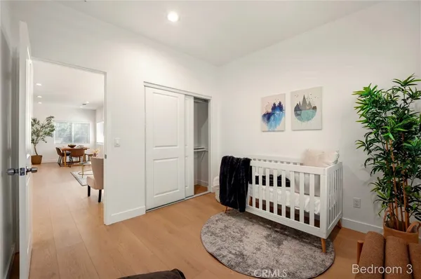 a view of a livingroom with furniture and deck area