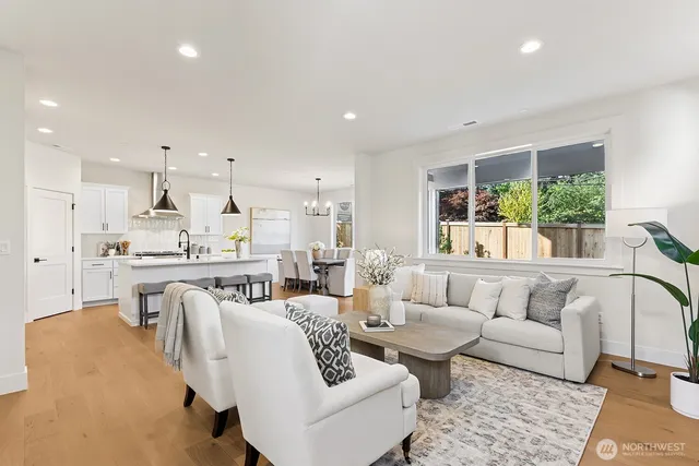 $1,644,990 | 8401 Northeast 156th (lot 1) Place, Kenmore, WA 98028