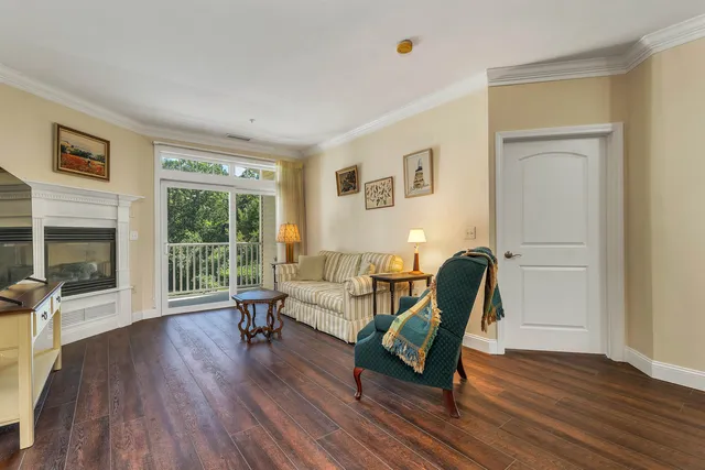 $495,000 | 4 Henry David Drive, Unit 203, Nashua, NH 03062