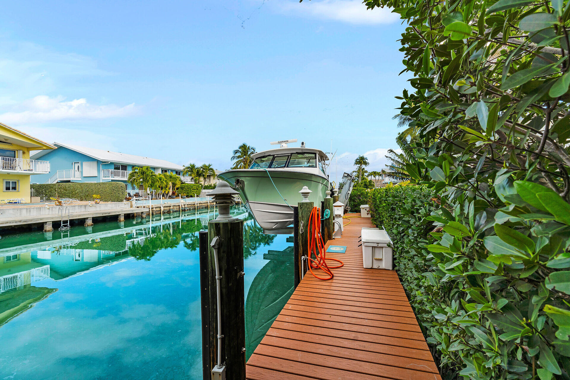 341 Sombrero Beach Road Marathon, FL 33050 - Photo 19 of 44 a view of a house with a yard