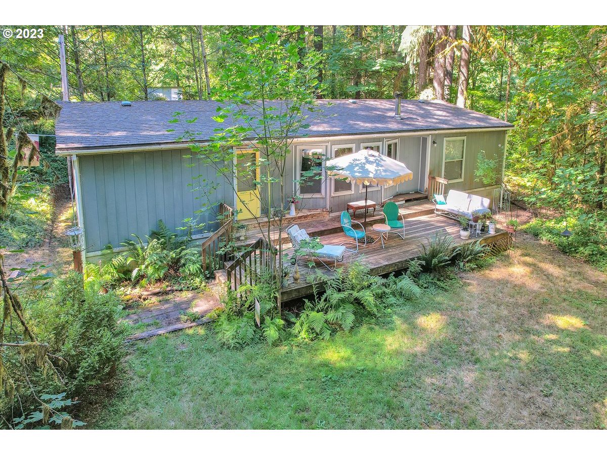 28396 Chapman Road Scappoose, OR 97056 - Photo 2 of 38 Gallery Image 2