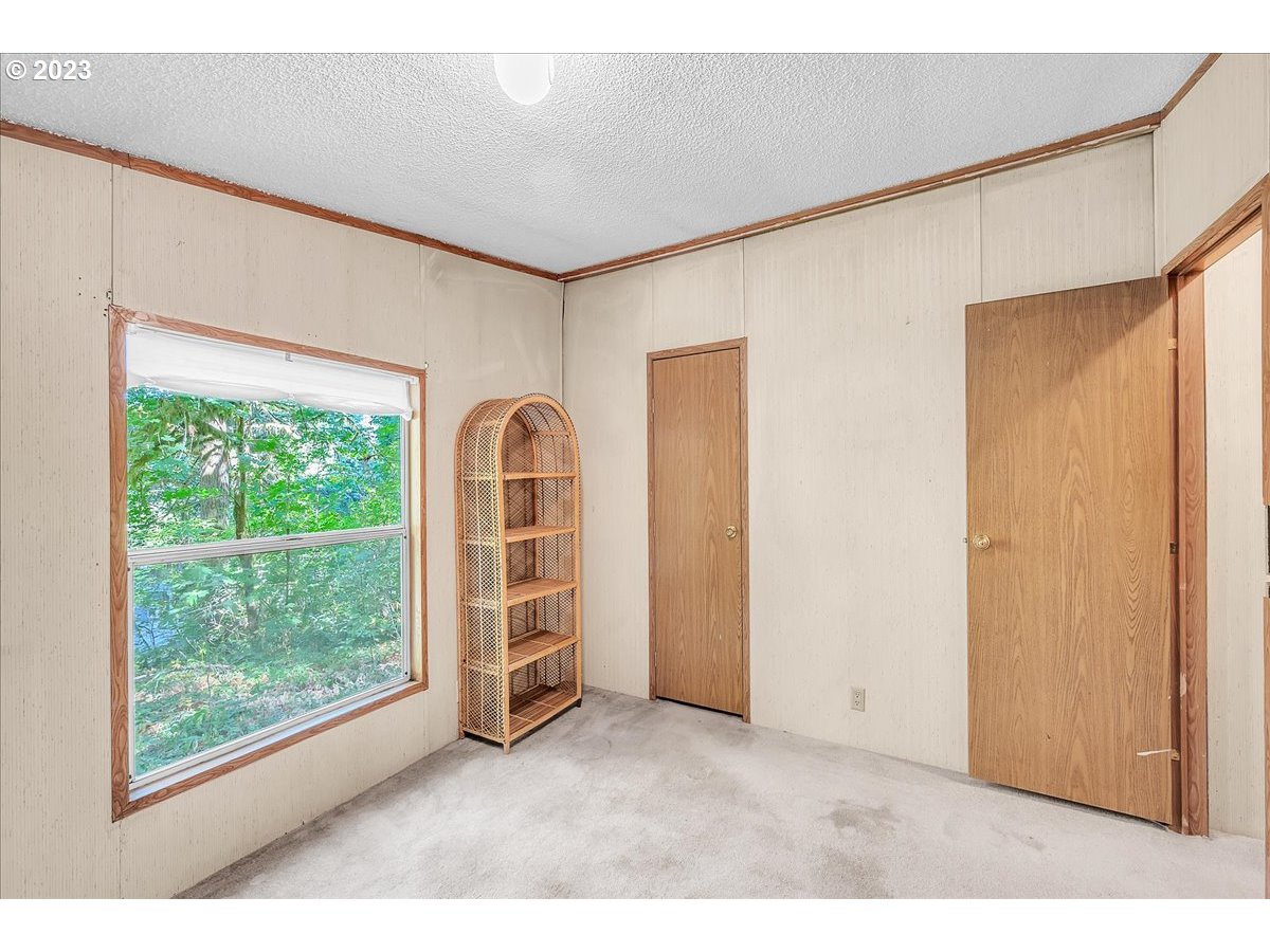 28396 Chapman Road Scappoose, OR 97056 - Photo 23 of 38 Gallery Image 23