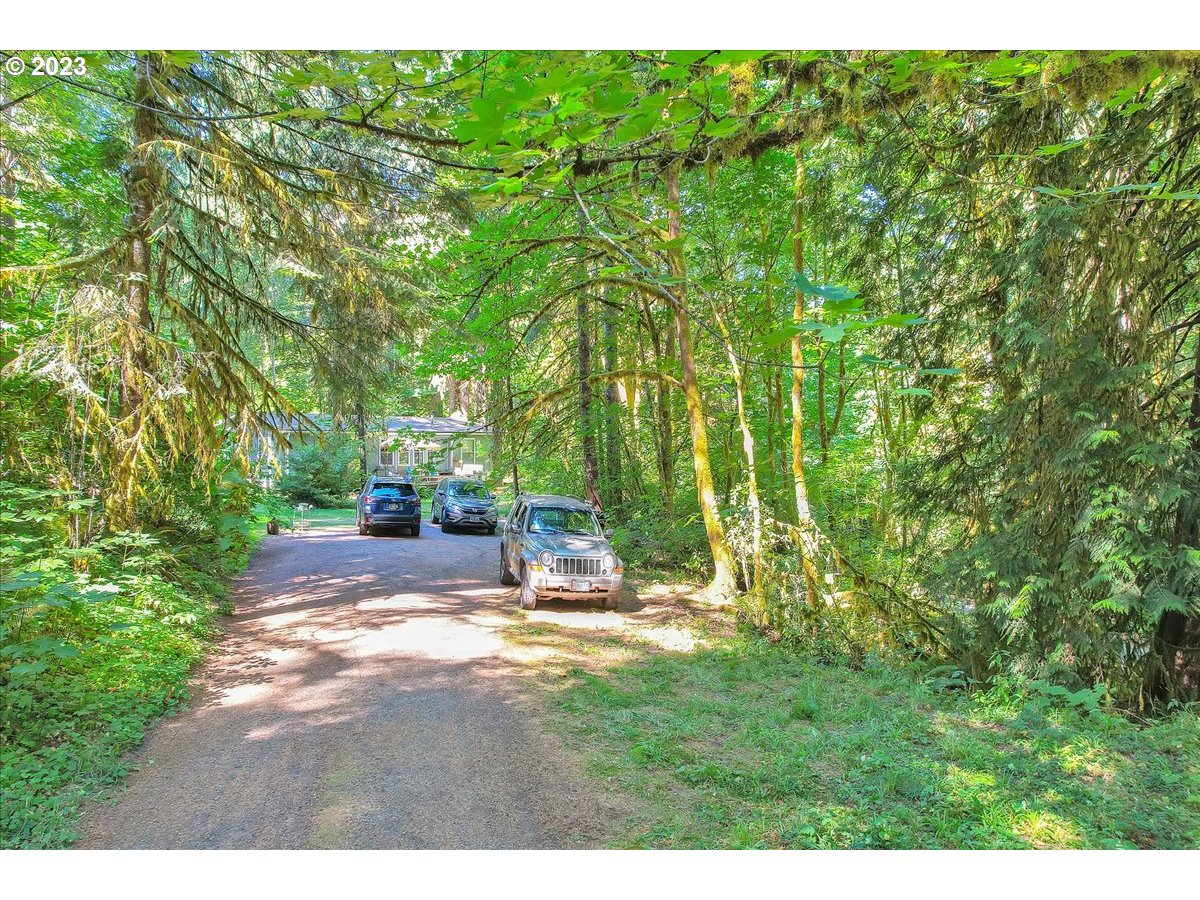 28396 Chapman Road Scappoose, OR 97056 - Photo 27 of 38 Gallery Image 27