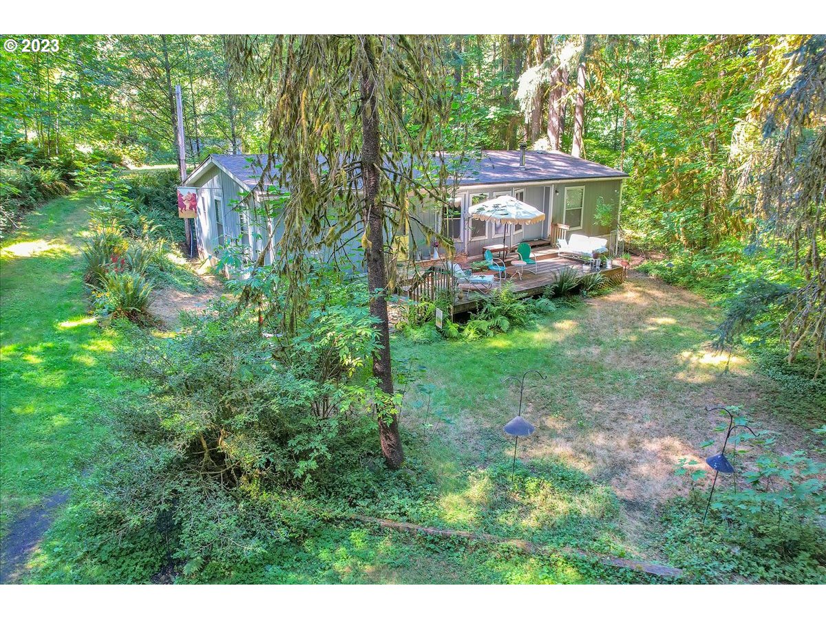 28396 Chapman Road Scappoose, OR 97056 - Photo 35 of 38 Gallery Image 35