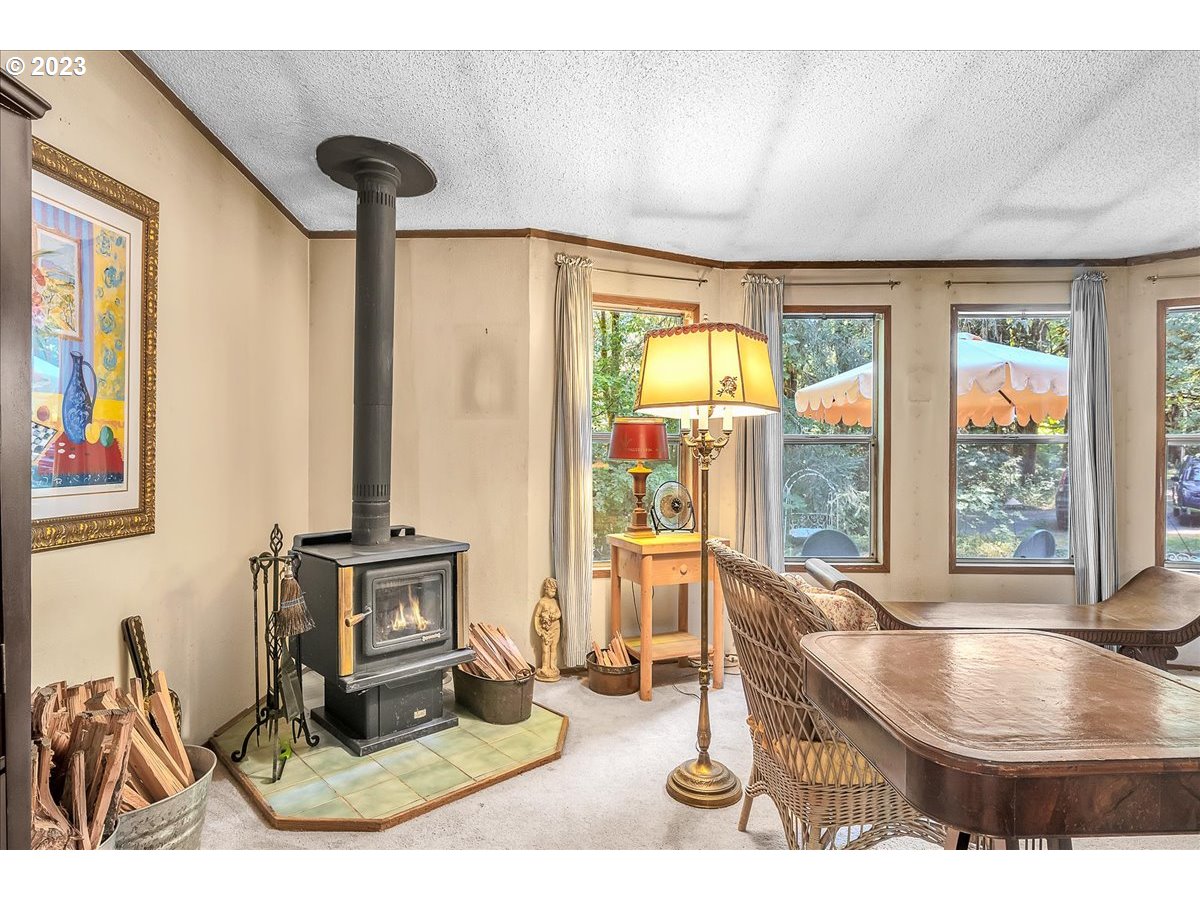 28396 Chapman Road Scappoose, OR 97056 - Photo 7 of 38 Gallery Image 7