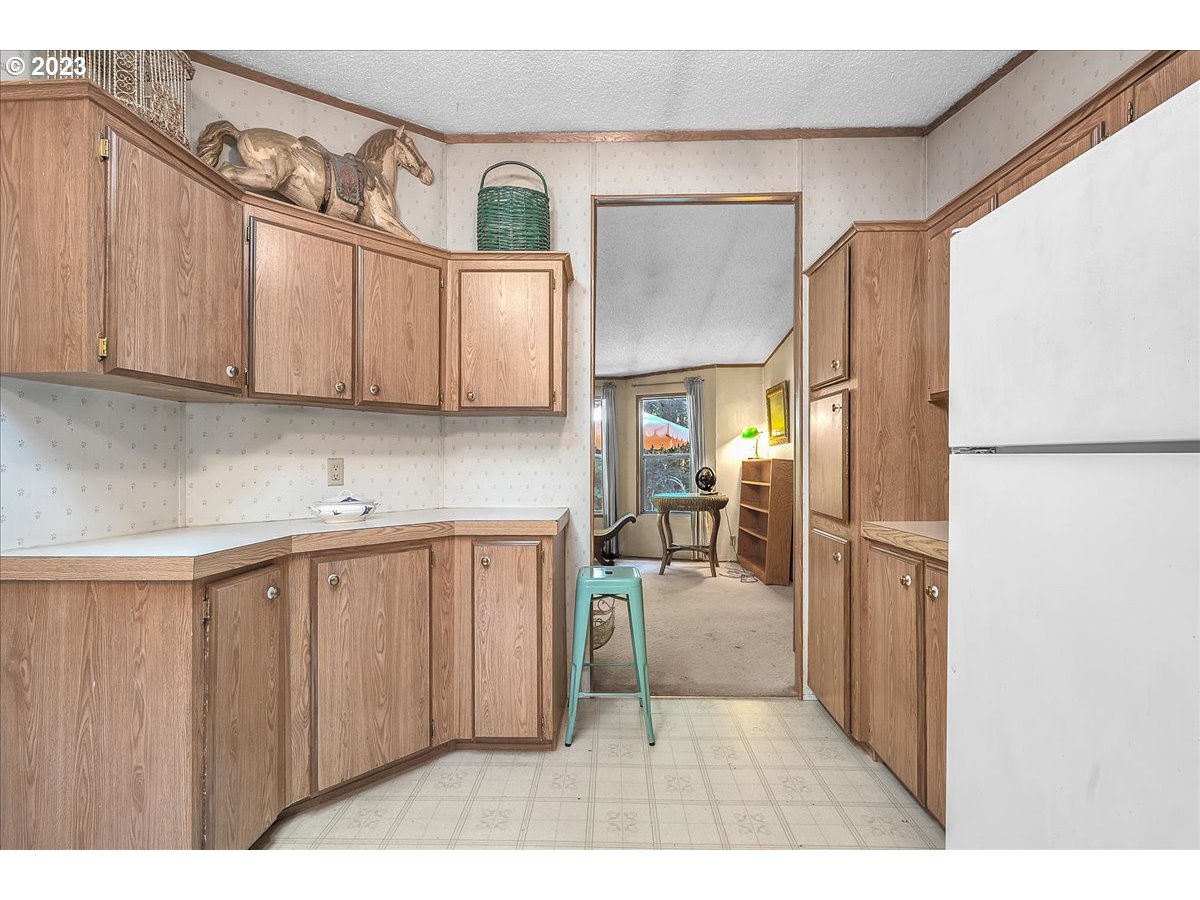 28396 Chapman Road Scappoose, OR 97056 - Photo 10 of 38 Gallery Image 10