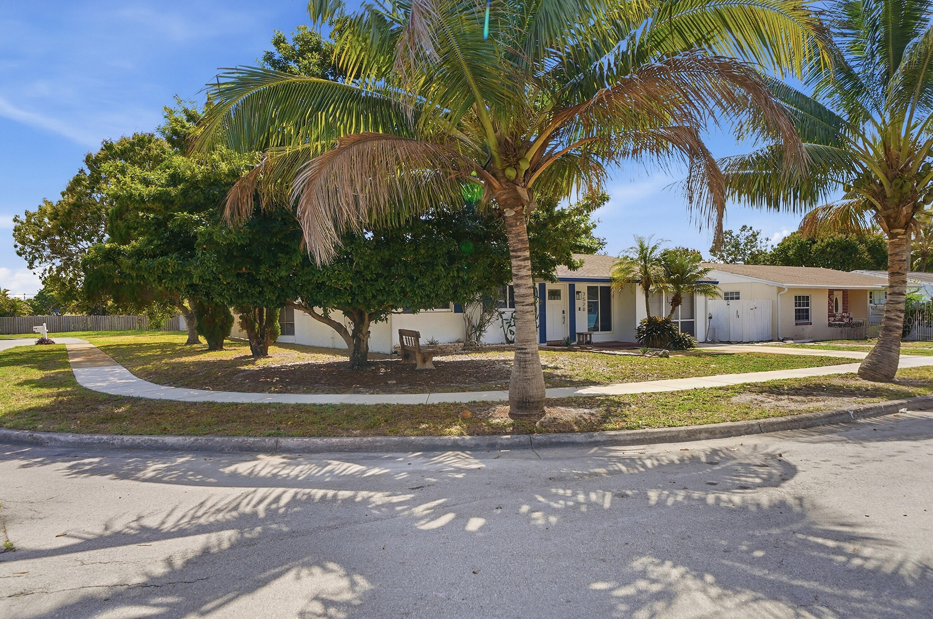 7520 Southwest 1st Street Margate, FL 33068 - Photo 9 of 42 home
