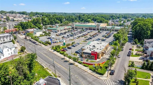 $5,100,000 | 6401 Amboy Road | Pleasant Plains