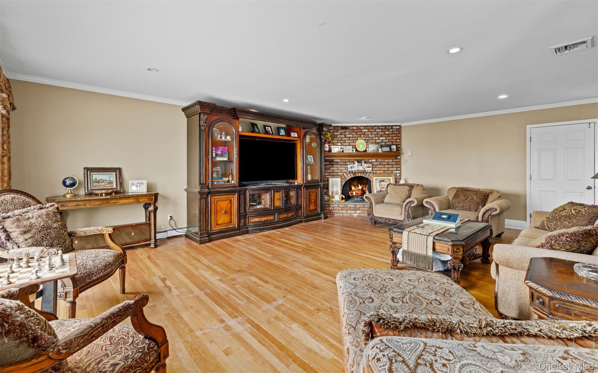 3124 Shore Road Bellmore, NY 11710 - Photo 7 of 28