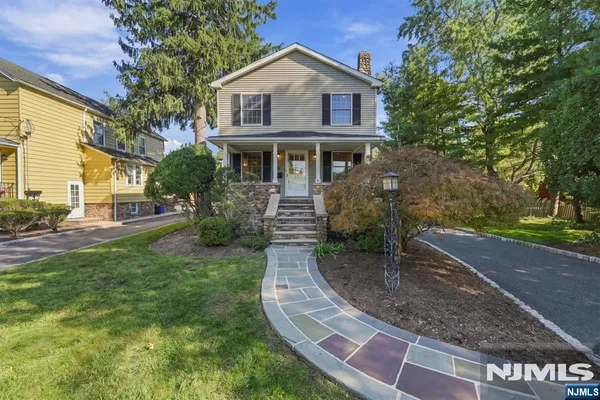 $4,100 | 26 Milton Street, Cresskill, NJ 07626