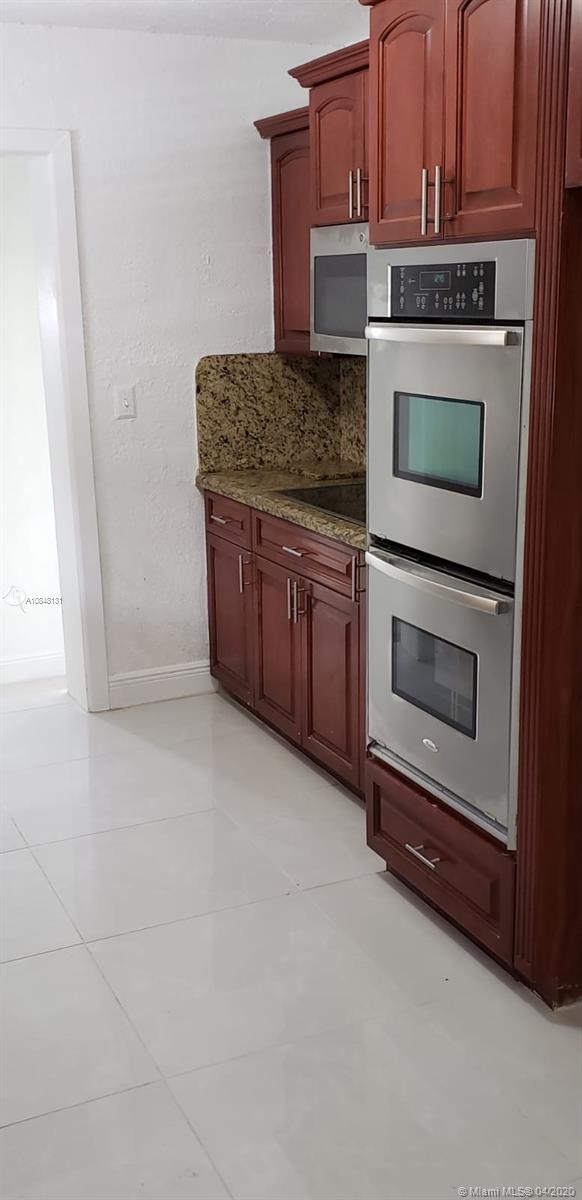 20600 Jacaranda Road Cutler Bay, FL 33189 - Photo 8 of 13 Gallery Image 8