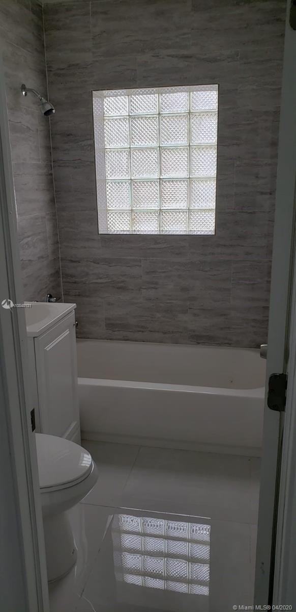 20600 Jacaranda Road Cutler Bay, FL 33189 - Photo 10 of 13 Gallery Image 10