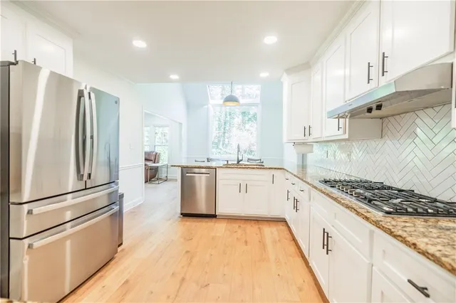 $950,000 | 1055 Downing Court Northeast, Marietta, GA 30068