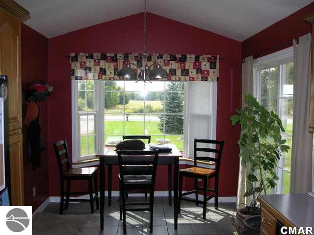 255 East Remus Road Mount Pleasant, MI 48858 - Photo 3 of 17 1772359-2.JPG