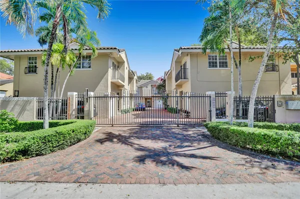 $6,150 | 3135 Gifford Lane, Unit A, Miami, FL 33133