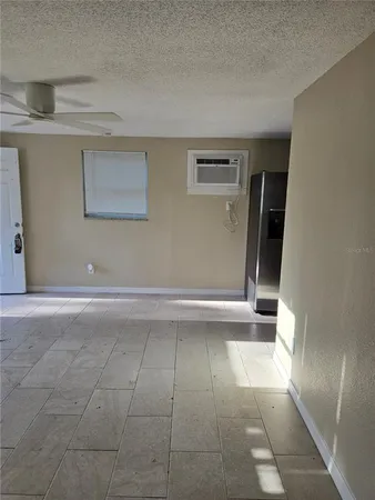 $1,295 | 1503 East Navajo Avenue, Unit B, Tampa, FL 33612
