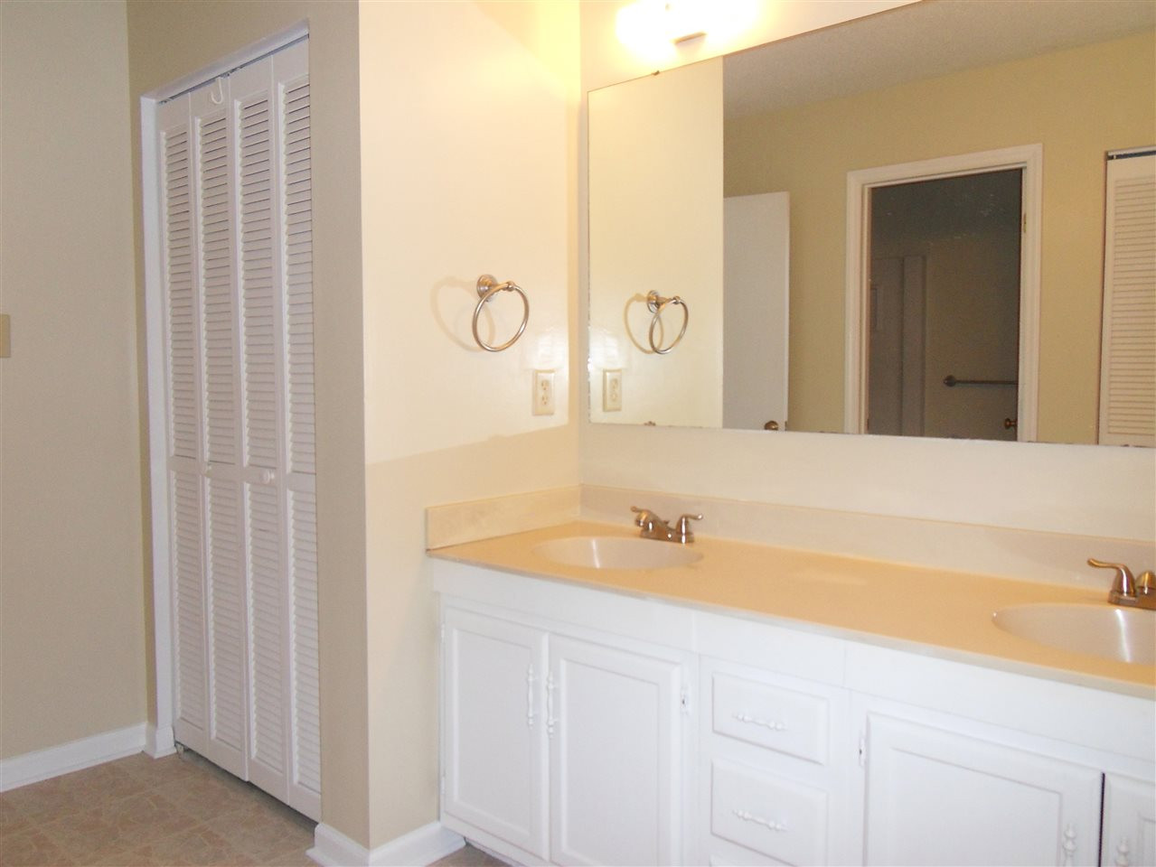5712 Pool Side Drive Raleigh, NC 27612 - Photo 16 of 20 Photo 16