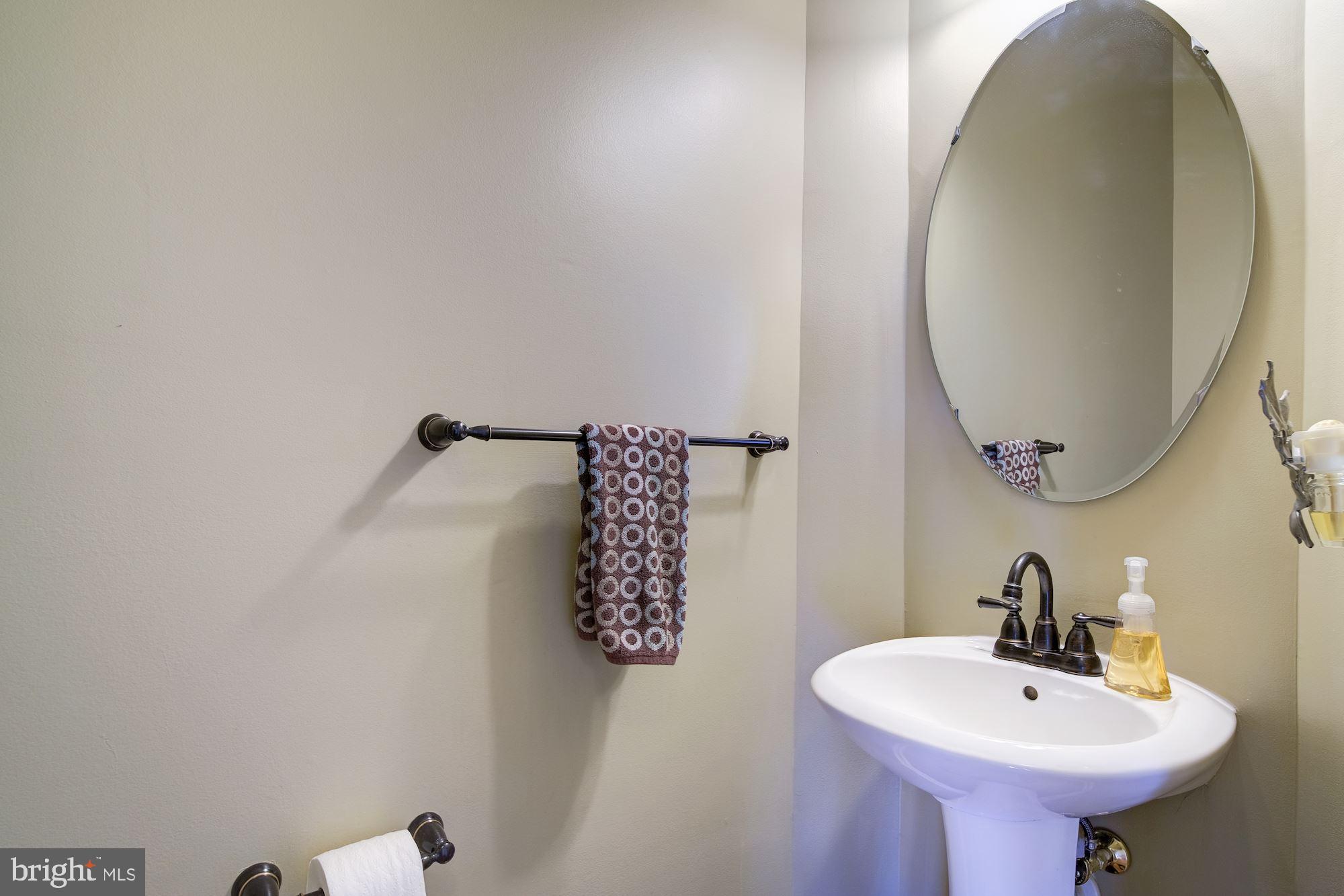 14221 Autumn Gold Road Boyds, MD 20841 - Photo 17 of 36 Powder Room