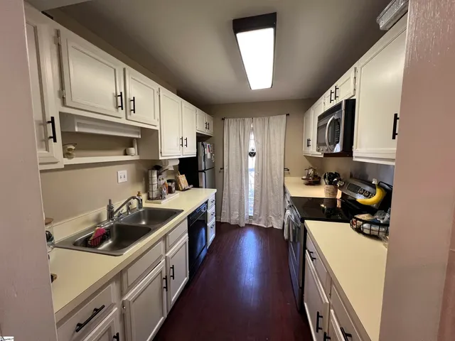 $204,000 | 126 Avant Street, Spartanburg, SC 29302