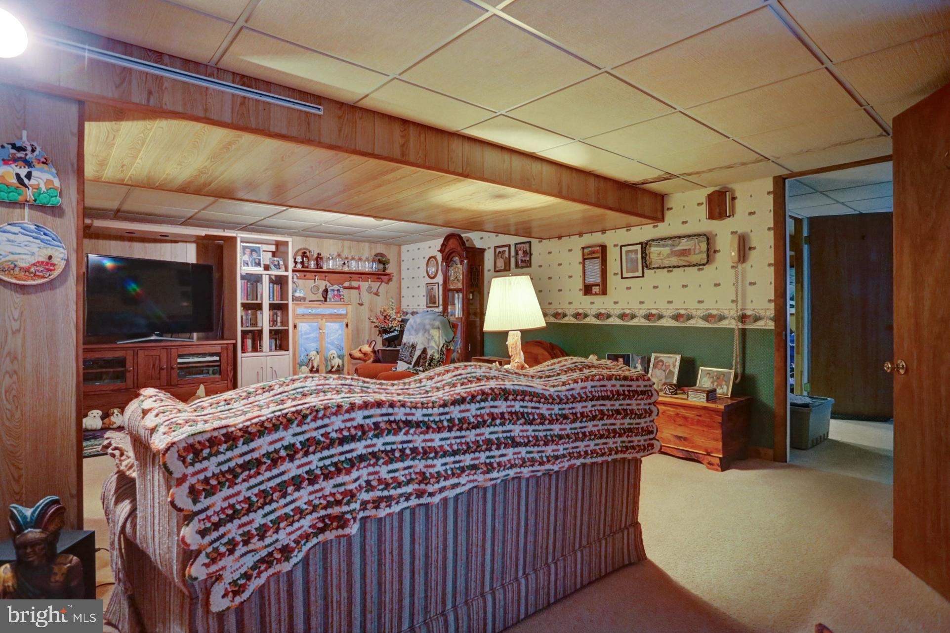 565 Sell Road Mohnton, PA 19540 - Photo 18 of 32