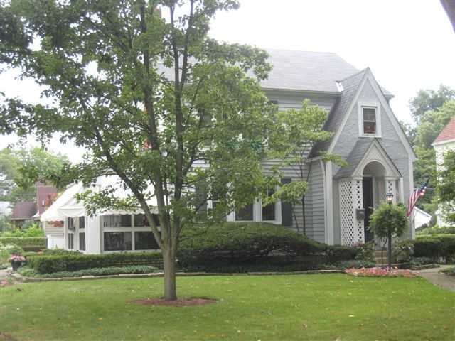 944 South Cassingham Road Bexley, OH 43209 - Photo 1 of 18