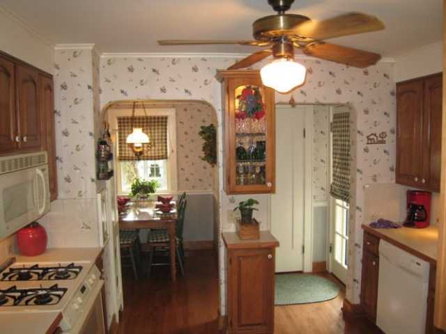 944 South Cassingham Road Bexley, OH 43209 - Photo 11 of 18