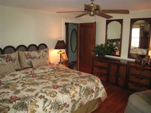 944 South Cassingham Road Bexley, OH 43209 - Photo 14 of 18