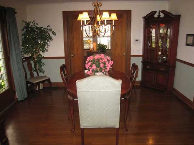 944 South Cassingham Road Bexley, OH 43209 - Photo 8 of 18